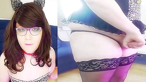 Busty brunette in black stockings enjoys cumming on her body